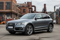 Audi Q5 2008–2017 Bočné prahy Maydos V1 (2 ks, hliník ↗ nehrdzavejúca oceľ) fotografia 1