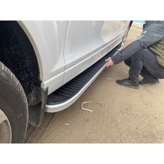 Bočné nášľapy Tayga (2 ks., hliník) Audi Q7 2005–2015 fotografia 3