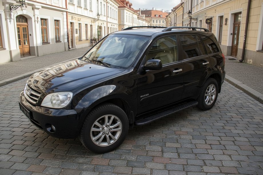 Chery Tiggo 1 2005–2016 Bočné nášľapy Bosphorus Black (2 ks, hliník) Image