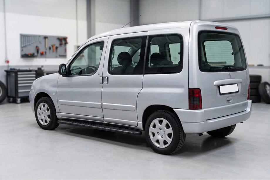 Citroen Berlingo 1996–2008 Bočné nášľapy Bosphorus Black (2 ks, hliník) Image