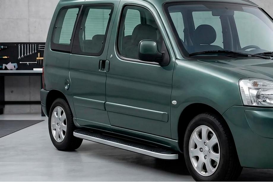 Peugeot Partner 1996–2008 Bočné nášľapy Tayga Grey (2 ks, hliník) Image