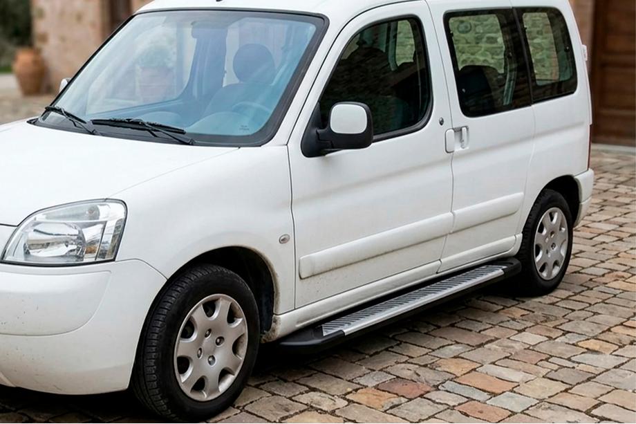Peugeot Partner 1996–2008 Bočné nášľapy Line (2 ks, hliník) Image