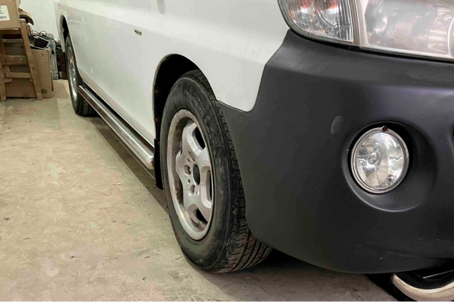 Hyundai H200, H1, Starex 1998–2007 Bočné rúrky BB002 (2 ks, nerez) Fotografia 3