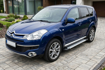 Citroen C-Crosser 2007–2013 Bočné nášľapy Allmond (2 ks, hliník) fotografia 1