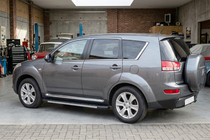Citroen C-Crosser 2007–2013 Bočné nášľapy Duru (2 ks, hliník) fotografia 1