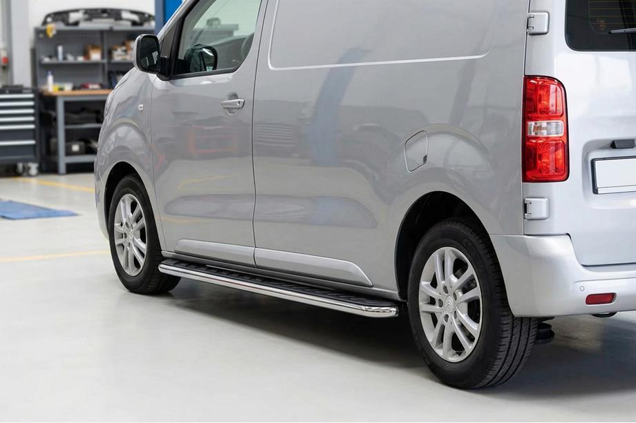 Fiat Scudo 2007–2015 Bočné prahy Maydos V1 (2 ks, hliník ↗ nehrdzavejúca oceľ) Image