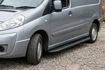 Fiat Scudo 2007–2015 Bočné nášľapy Bosphorus Black (2 ks, hliník) fotografia 1