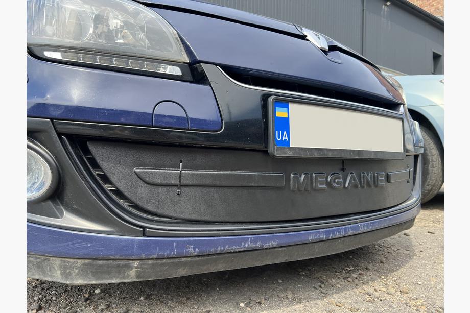 Renault Megane III 2009–2016 Zimná clona na mriežku (2009-2013, spodná) Fotografia 8