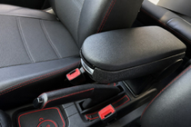 Volkswagen Polo 2010–2017 Lakťová opierka V-1 Niken Luxury fotografia 1