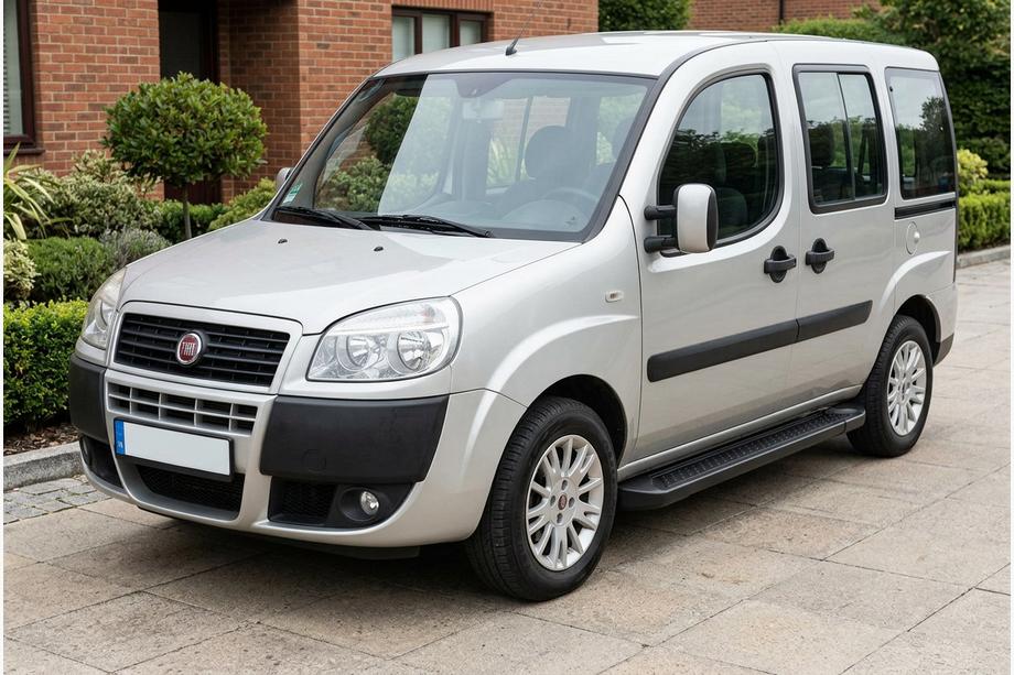 Fiat Doblo I 2005–2010 Bočné nášľapy Allmond Black (2 ks, hliník) Image