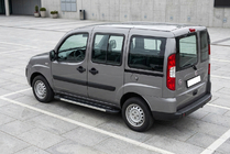 Fiat Doblo I 2005–2010 Bočné nášľapy RedLine V1 (2 ks, hliník) fotografia 1