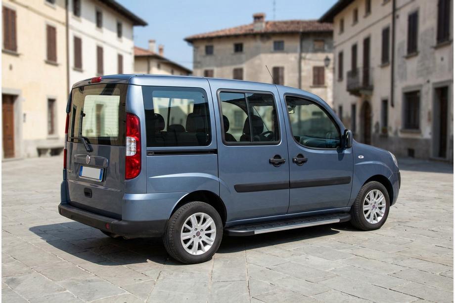 Fiat Doblo I 2005–2010 Bočné nášľapy Duru (2 ks, hliník) Image