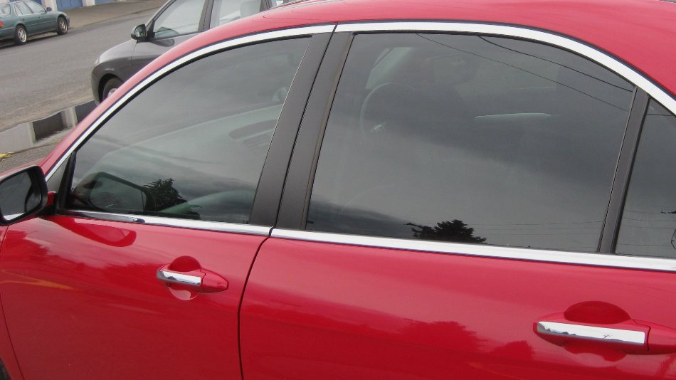 Oplatí sa tónovať auto?