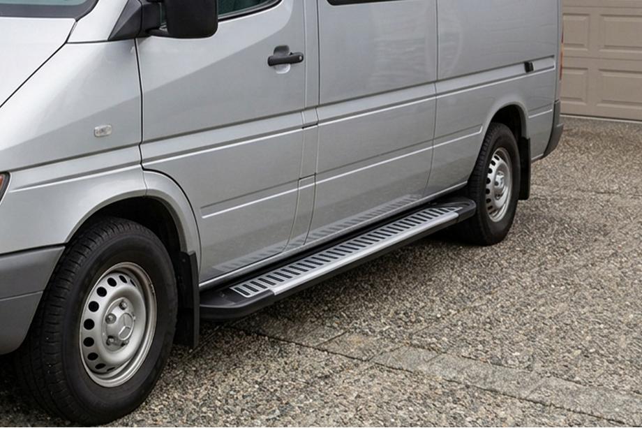 Volkswagen LT 1995–2006 Bočné prahy Line (2 ks, hliník) Image