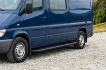 Volkswagen LT 1995–2006 Bočné nášľapy Bosphorus Black (2 ks, hliník) fotografia 1
