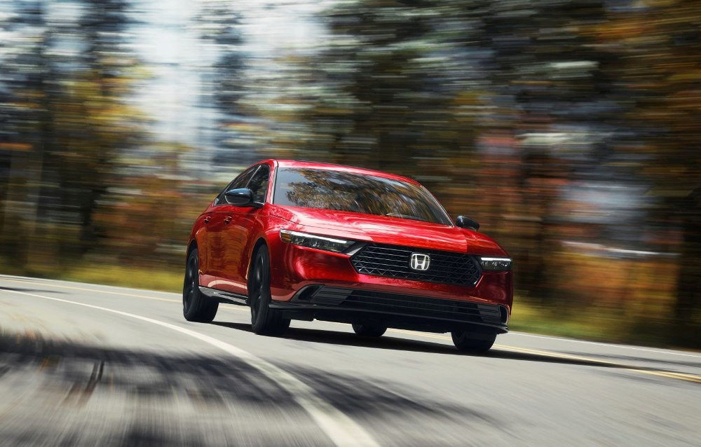 Honda Accord XI generácia: Prehľad elegantného sedanu