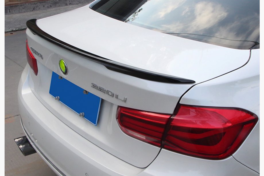 BMW rad 3 F30/F31 2012–2019 Spojler MP-Style (pre F30/F80, lesklý čierny) Image