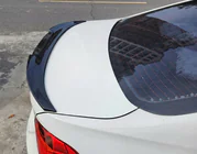 BMW rad 3 F30/F31 2012–2019 Spojler M4-Style (pre F30/F80, čierny lesklý) fotografia 1