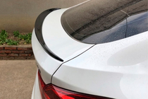BMW X4 F26 2014–2018 Spojler M-Style (čierny lesk) fotografia 1