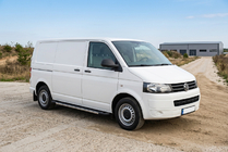 Volkswagen T5 2010–2015 Bočné nášľapy RedLine V1 (2 ks, hliník) Krátky rázvor fotografia 1