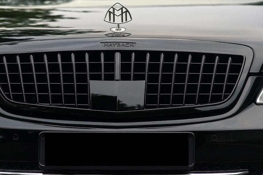 Mercedes S-class W221 2005–2013 Mriežka chladiča Maybach Black (2009-2013) Image