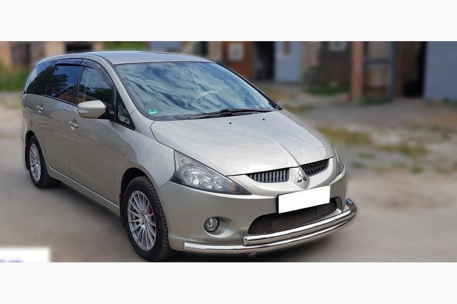 Mitsubishi Grandis 2003–2011 Predný ochranný rám ST014 (nerez) Fotografia 3