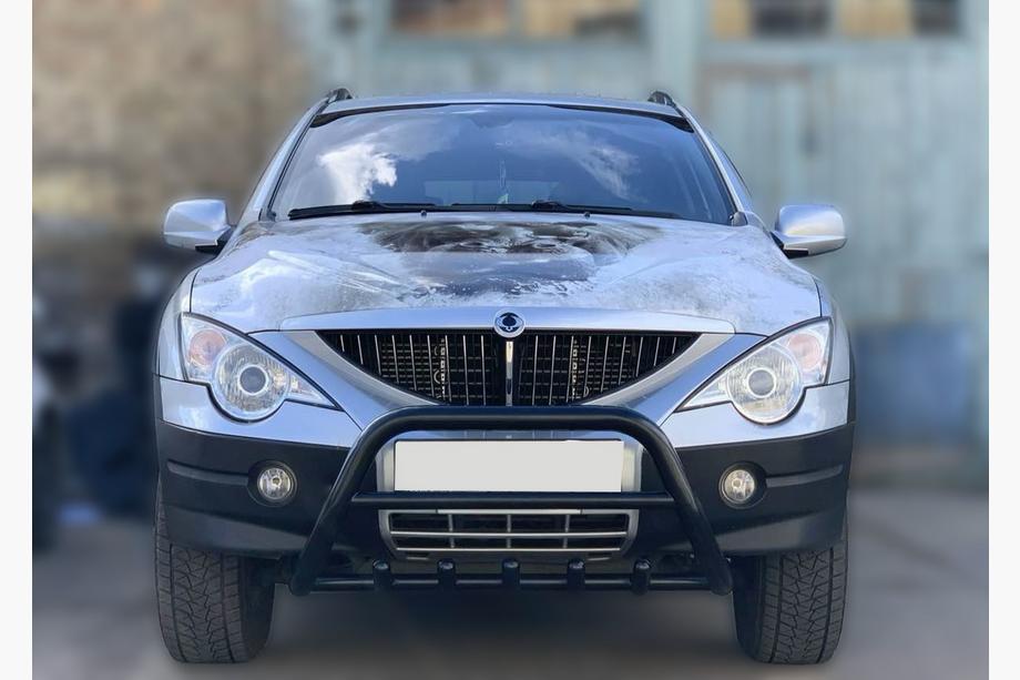 SsangYong Kyron 2005–2014 Predný ochranný rám Black WT003 (nerez) Image