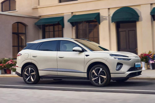 Prehľad elektrickej verzie crossoveru BYD SeaLion 06 EV