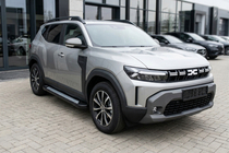 Dacia Duster 2024– Bočné nášľapy New Vision Black (2 ks, hliník) fotografia 1