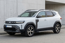 Dacia Duster 2024– Bočné nášľapy RedLine V1 (2 ks, hliník) fotografia 1