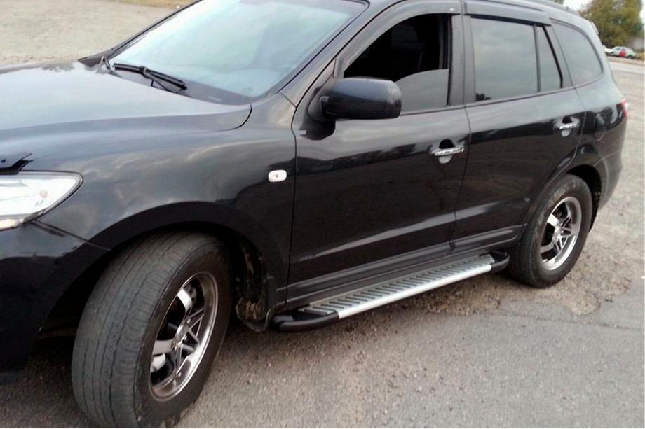 Hyundai Santa Fe 2 2006–2012 Bočné nášľapy Line (2 ks, hliník) Image