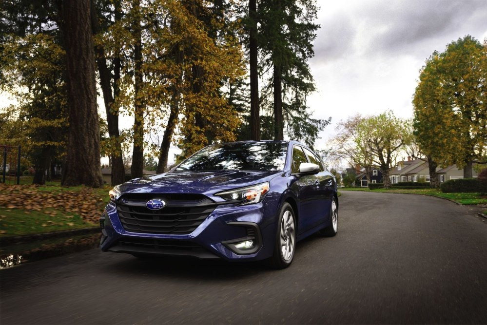 Recenzia Subaru Legacy: facelift sedanu