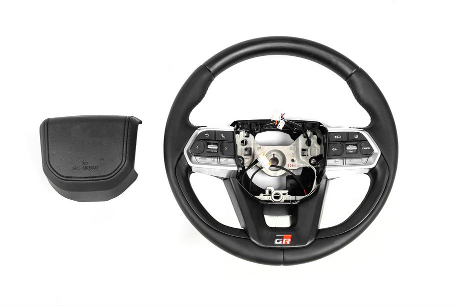 Toyota Land Cruiser 200 2007–2021 Vyhrievaný volant TLC300-dizajn (drevo) Fotografia 6