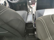 Renault Clio IV 2012–2019 Lakťová opierka V1 (do držiaka na nápoje) fotografia 3