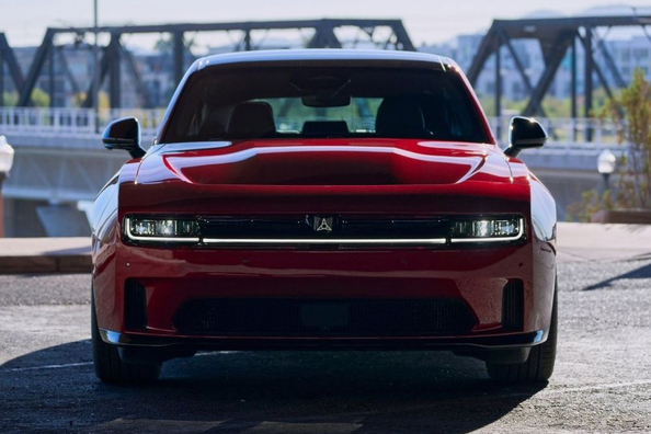 Prehľad ôsmej generácie Dodge Charger 2024