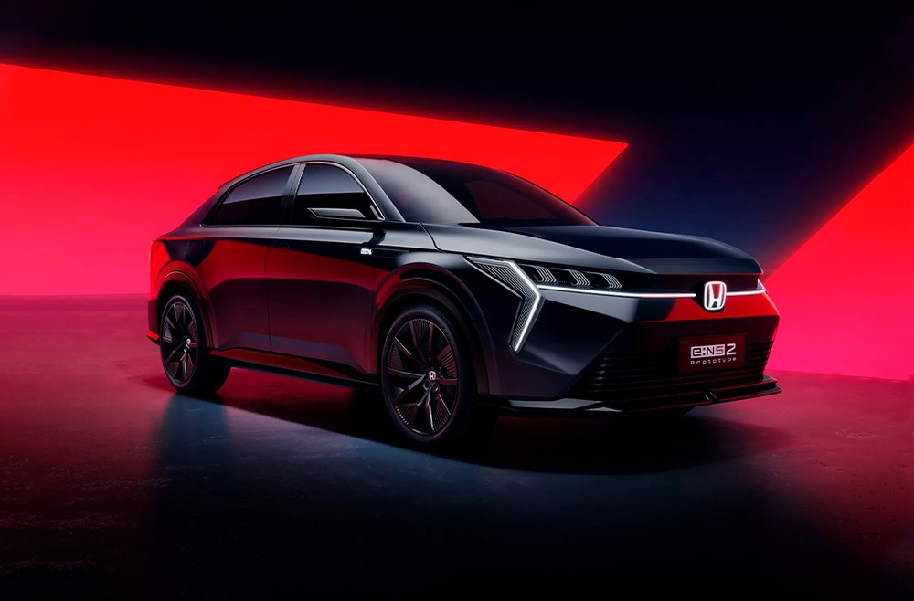 Recenzia Honda e:NS2: Moderný elektrický crossover