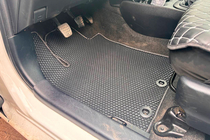 Toyota Yaris 2010–2020 Carsuit ДВС gumové koberce do interiéru (Čierne) fotografia 4