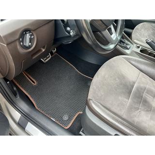 Gumové rohože Carsuit (Čierne) Skoda Octavia III A7 2013–2019 fotografia 1