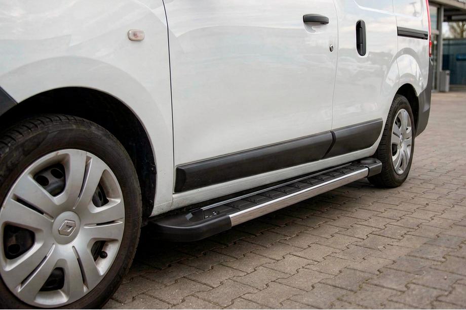 Dacia Dokker 2013–2022 Bočné nášľapy RedLine V1 (2 ks, hliník) Image