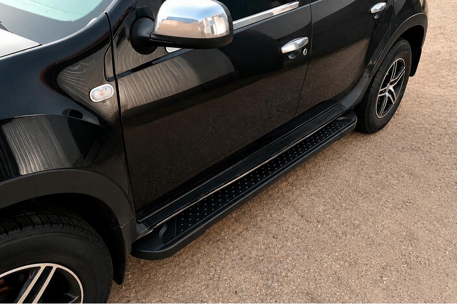 Renault Duster 2008–2017 Bočné nášľapy Allmond Black (2 ks, hliník) Image