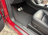 Tesla Model Y 2020– Gumené rohože do interiéru Carsuit (2020-2024, čierne) fotografia 5