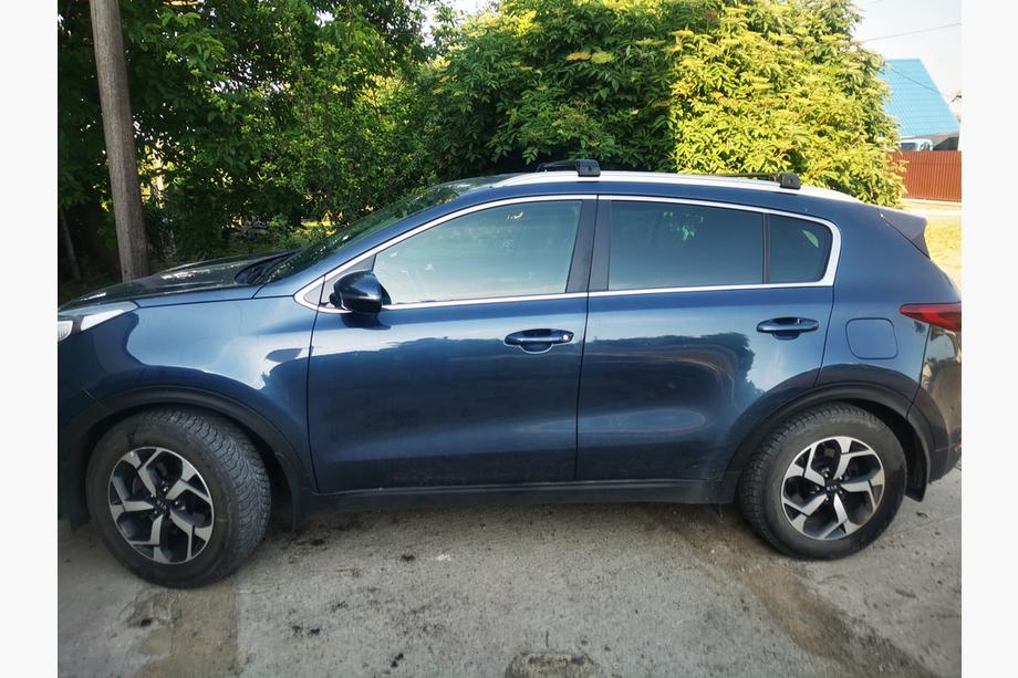 Kia Sportage 2015–2021 Strešné priečniky na integrované lyžiny, uzamykateľné na kľúč WingCarrier V2 (2 ks) Image