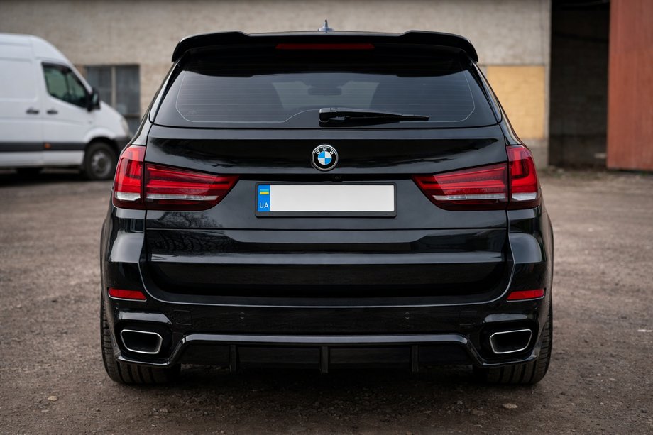 BMW X5 F15 2013–2018 Bodykit sada Black Warrior (pre M-Sport) Fotografia 2