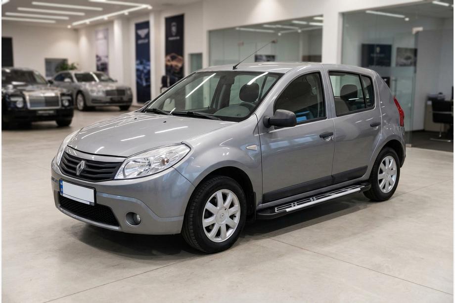 Dacia Sandero 2007–2013 Bočné nášľapy Sunrise (2 ks, hliník) Image