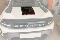 Dacia Duster 2024– Kryt na kapotu SCOOP (lesklý) fotografia 4