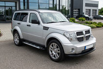 Dodge Nitro 2006–2011 Bočné nášľapy Sunrise (2 ks, hliník) fotografia 1
