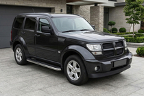Dodge Nitro 2006–2011 Bočné prahy Maydos V1 (2 ks, hliník ↗ nehrdzavejúca oceľ) fotografia 1