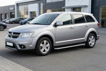 Dodge Journey 2008–2020 Bočné nášľapy Maydos V1 (2 ks, hliník / nerez) fotografia 1
