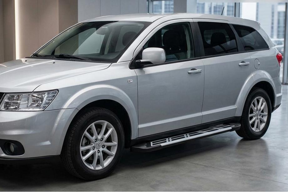 Fiat Freemont 2011–2016 Bočné nášľapy Sunrise (2 ks, hliník) Image