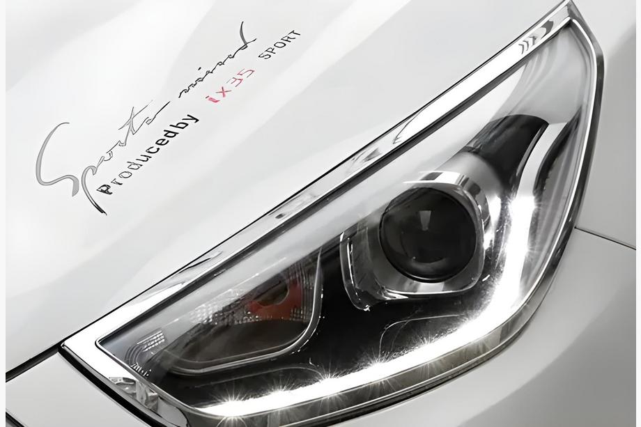 Hyundai IX-35 2010–2015 Chrómové lišty na svetlomety (2013-2015, 2 ks, plast) Image